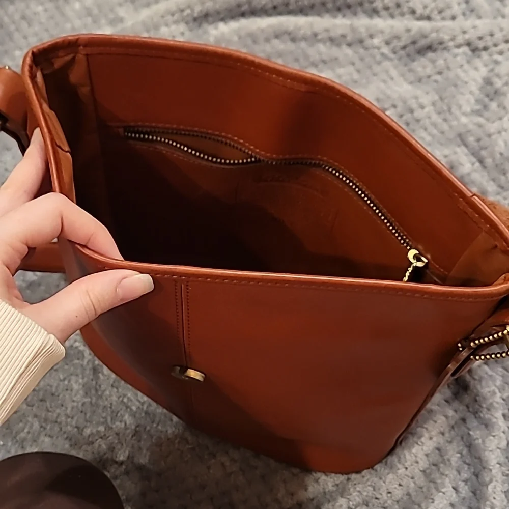 Vintage Coach Messenger Purse - Picture 3 of 6